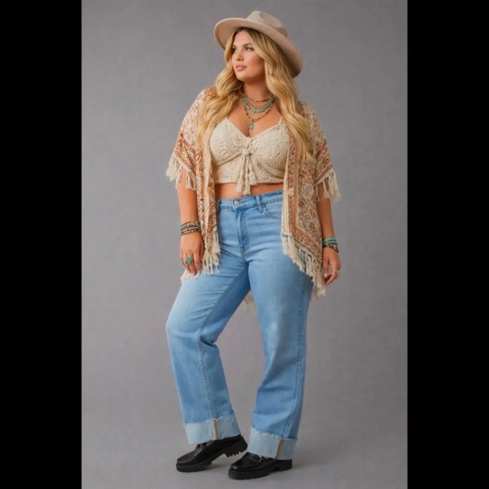 AMERICAN EAGLE Stovepipe Cuff Crop Jeans - Picture 2 of 13